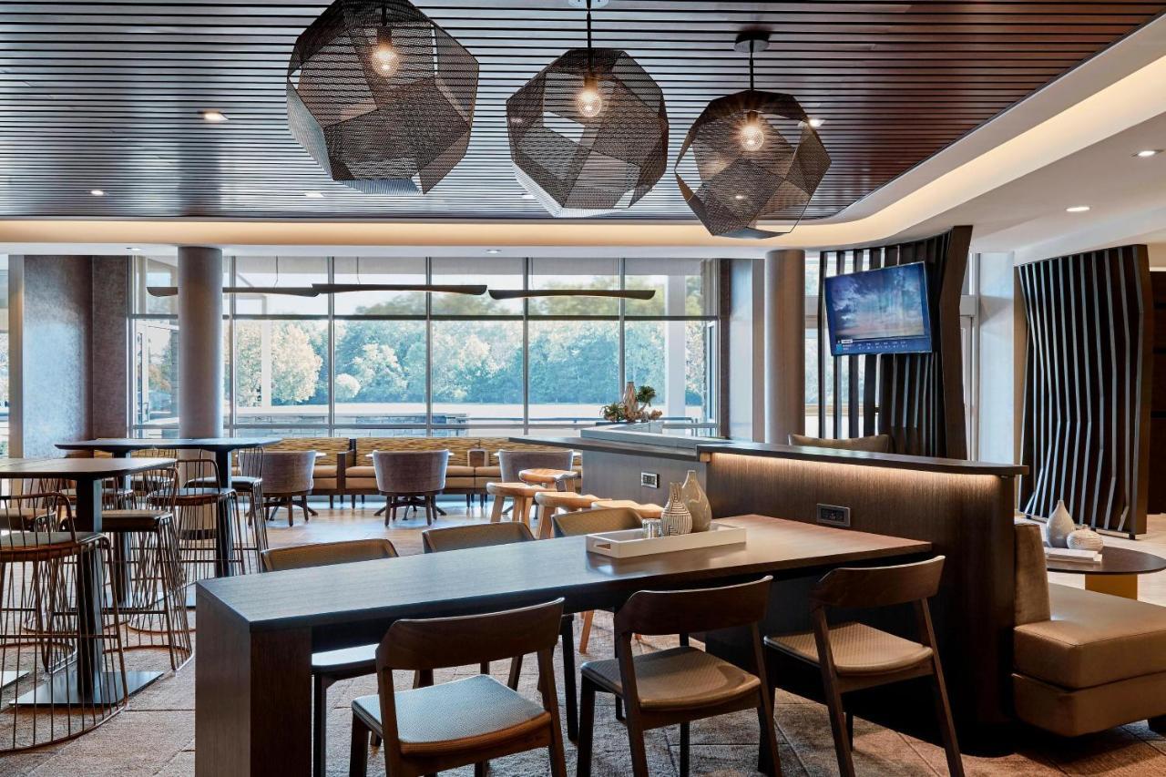 Springhill Suites By Marriott Котънууд Екстериор снимка