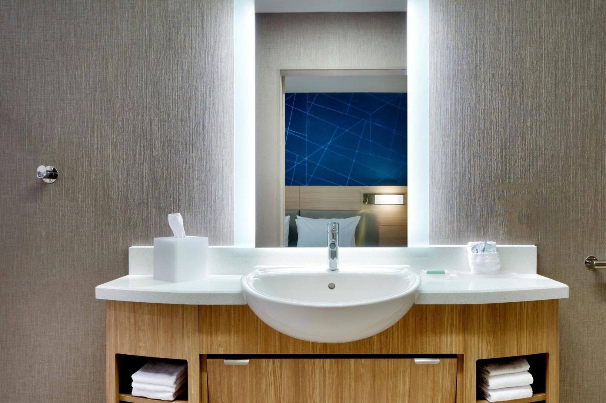 Springhill Suites By Marriott Котънууд Екстериор снимка
